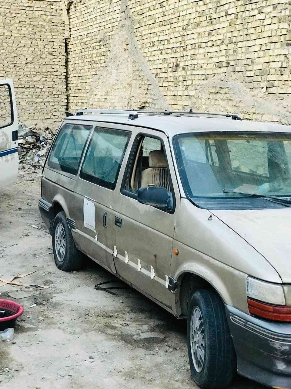 دوج كلايزر الطويله محرك 3300 مال مزاد بدون رقم ابيع فقط بلا رقم متسجل سياره شغاله  محرك بيه بخار مامفتوح    *********** مكانه نجف سعره من الاخير 10 ورقات
