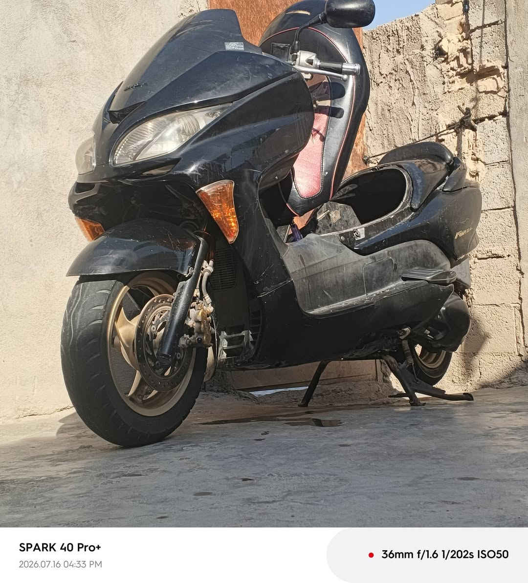 سلام عليكم فورزه 0/9للبيع سعر 700وبيه مجال عنوان بغداد فلكت سلمان باك ***********
