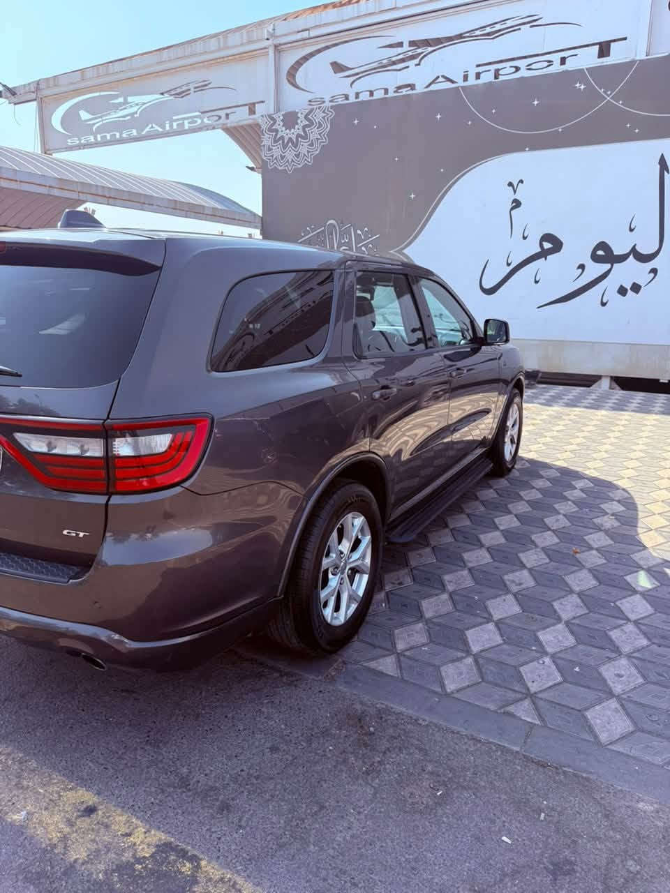 Dodge Durango GT 2020

🔹 المنشأ: أمريكي 🇺🇸
🔹 النوع: SUV رياضية عائلية
🔹 الفئة: GT
🔹 سنة الصنع: 2020 معلاية 2022
🔹 المحرك: 3.6 لتر Pentastar V6
🔹 عدد السلندرات: 6
🔹 القوة: تقريبًا 295 حصان
🔹 العزم: تقريبًا 353 نيوتن.متر
🔹 ناقل الحركة: أوتوماتيك 8 سرعات
🔹 نظام الدفع: ( رباعي)
🔹 عدد المقاعد: 7 ركاب
🔹 نوع الوقود: بنزين
🔹 سعة خزان الوقود: تقريبًا 87 لتر
🔹 سعة الشنطة: واسعة وقابلة للزيادة 
عند طي المقاعد
🔹3 قطع تبريد 
🔹صدر السيارة جيد جدآ 
🔹تحكم ستيرن 
🔹كشنات كهرباء وتدفئة 
🔹عليها ادامة كاملة 
🔹رقم بغداد بسمي 
للتواصل ***********
سعر 180 وبيه مجال

