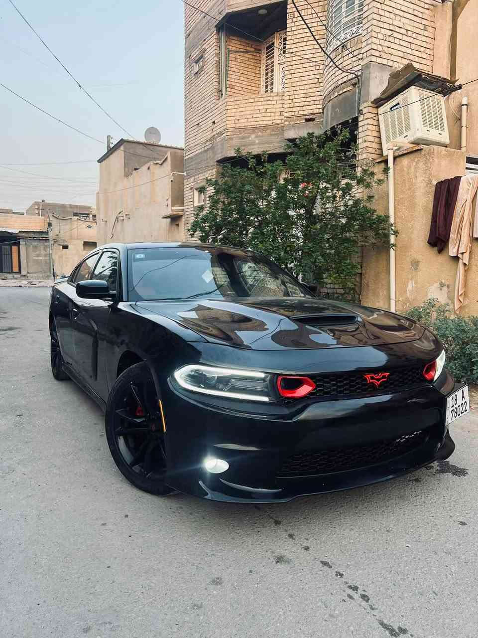 سلام عليكم للبيع او مراوس جارجر موديل 17 اصل بسمي محرك 3600 السيارة كلين داخلة وهنا صار بية حادث جاملغ والبنيد صبغ بدون دواخل السيارة جديدة واي نقص مابية نافضة من الدعامية للدعامية رقم جديد هزة جديدة مكاني كربلاء السعر 158 الشراء يصل وبي خير ويدلل ***********
