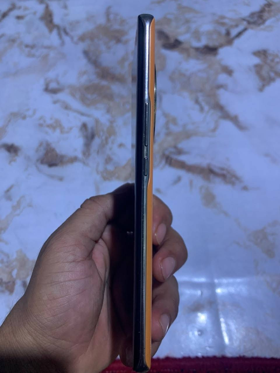 السلام عليكم جهاز هونر x9b 5g ذاكره 256
يشغل 90 فريم ببجي ذاكره عشوائيه 12+8 كامره 108 منحني لون برتقالي جلد ملحقات الجهاز شاحنة البلاديه وكارتونه السعر 325 بيه مجال للطيبين مكاني الهوير رقمي واتساب ***********
