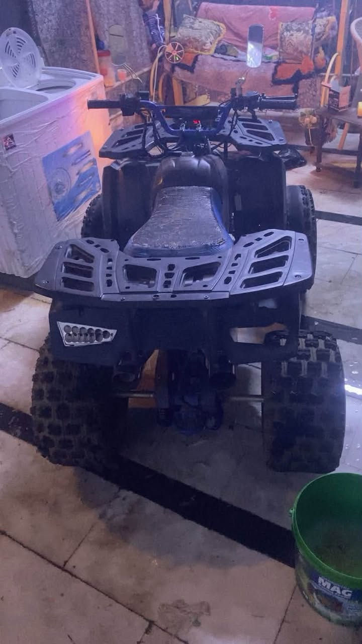 دراجة رباعية اللبيع 125cc
جاهزة من كلشي نكرة سلف 
مكينة ممبدلة شوتة رياضية
كزوزات رياضية
العنوان المشتل
السعر ٦٠٠وبيهة مجال
اللاتصال
***********
