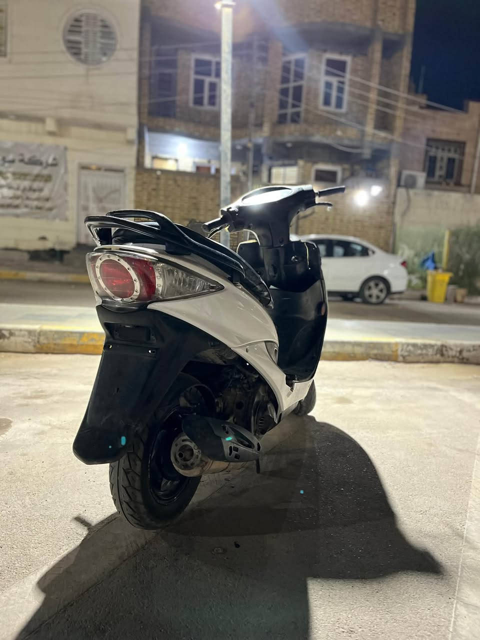 سلام عليكم
دراجه جي فور للبيع 
دراجه كامله 
كهربائياته كامله 
شغاله سلف وهندر 
مفتوحه الدراجه 
ونضافته امبينه بصور 
سعر :425
رقم :***********
ارد واتساب فقط 
مكان :ناصريه الأسكان الصناعي
