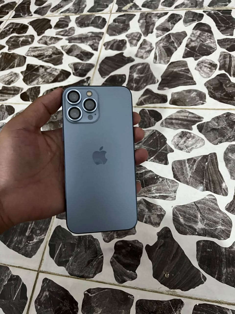آيفون ١٣ برو ماكس • ٢٥٦ • بطارية ٧٥٪
