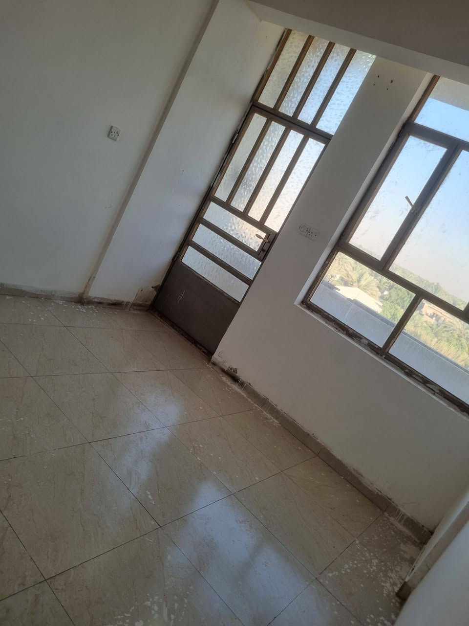 شقة للايجار  مساحة ٩٠ متر طابق ٢
غرفتين وصالة ومطبخ 
في الدورة-جمعية خير الله
سكن عوائل فقط 
٣٥٠ الف
للاستفسار اكثر الاتصال او واتساب
***********
