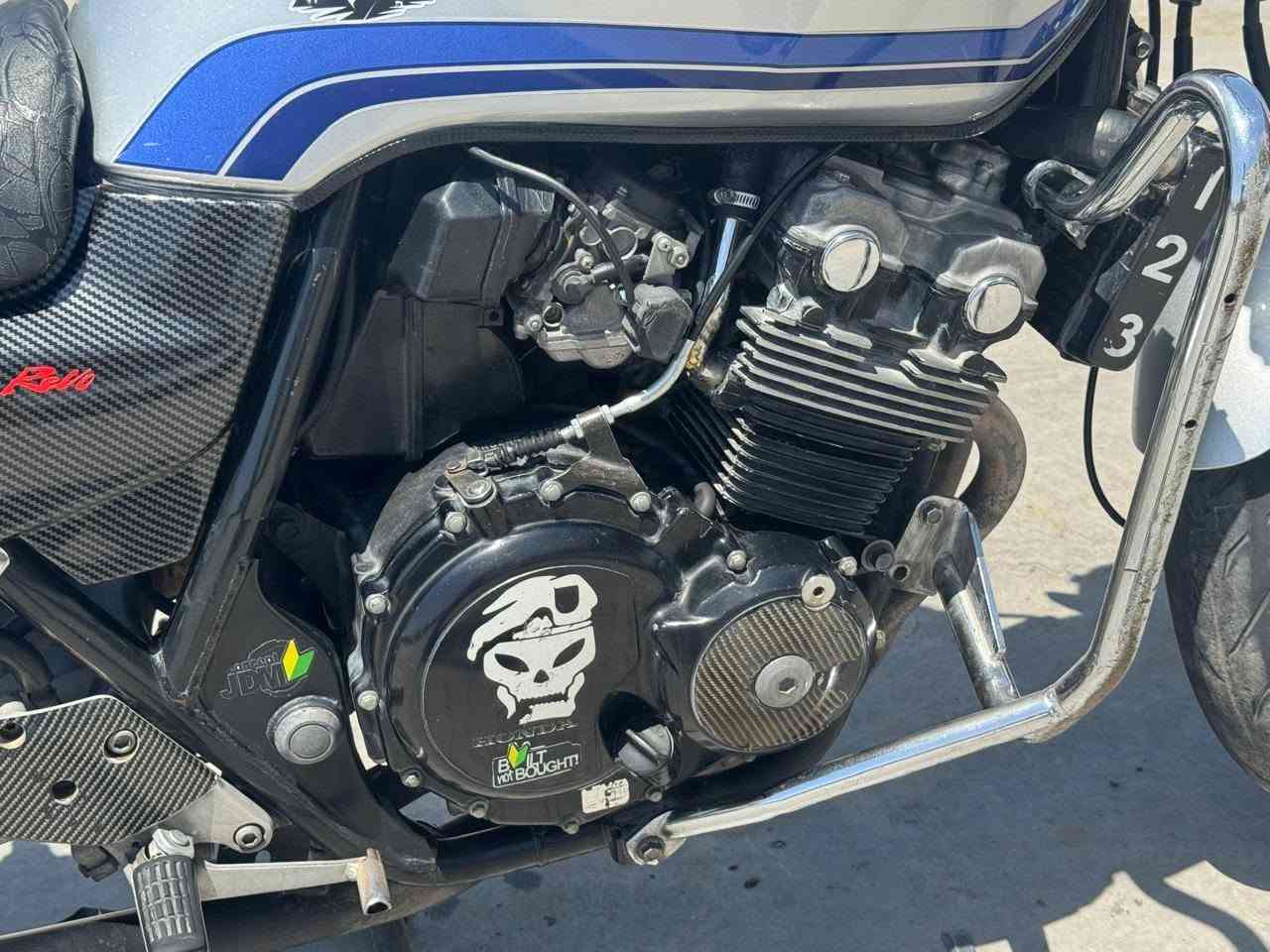 CB400cc
الدراجه هايبر 16ولف 
3️⃣2️⃣1️⃣ بطنشان
مفتوح كزكيت فقط 
مكانها صلاح الدين قضاء الضلوعيه 
وتساب أو تصال ***********
سعر  1و700

