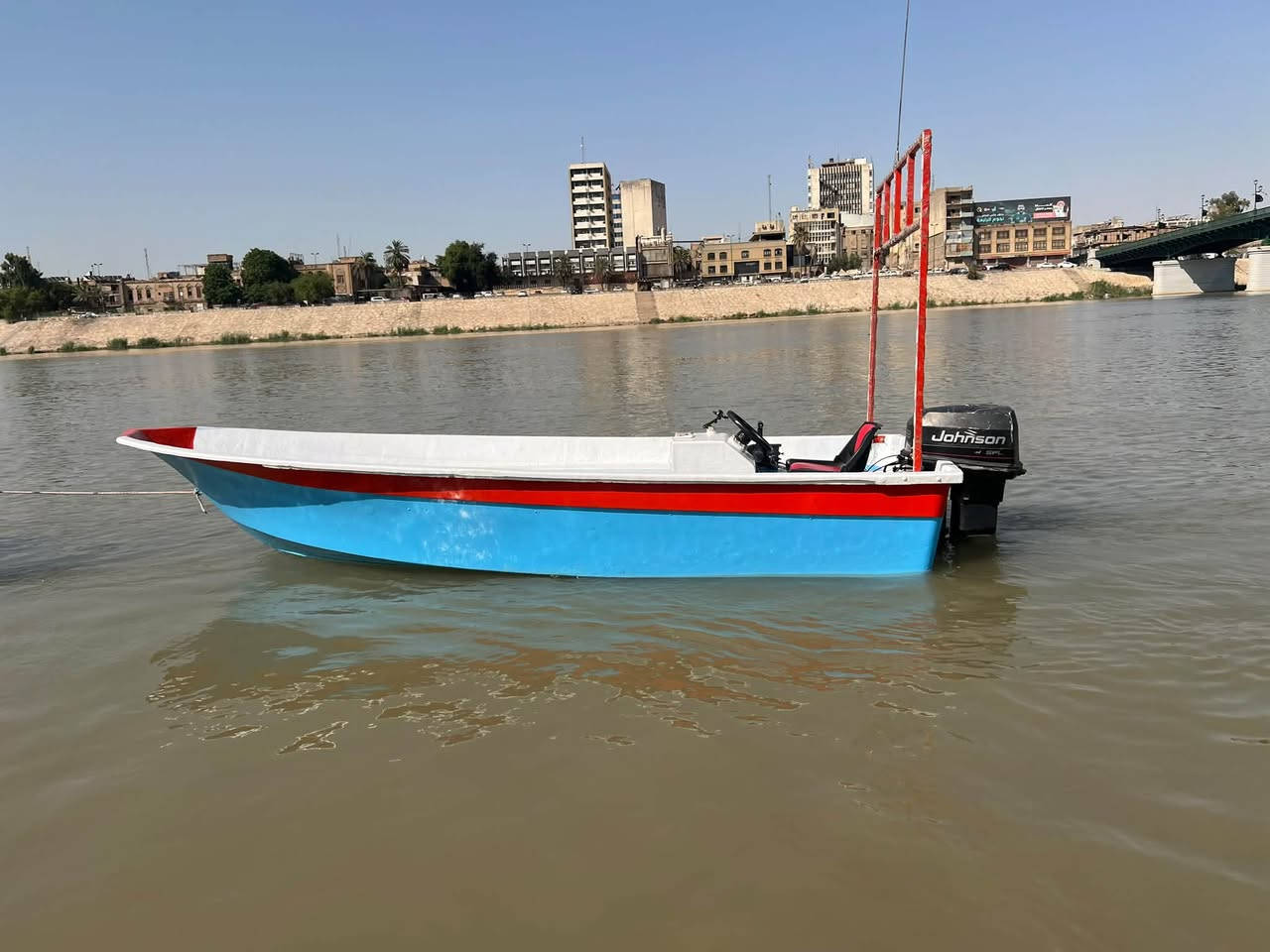 زورق • ٩٠ ايفرود • ٥م×٢م