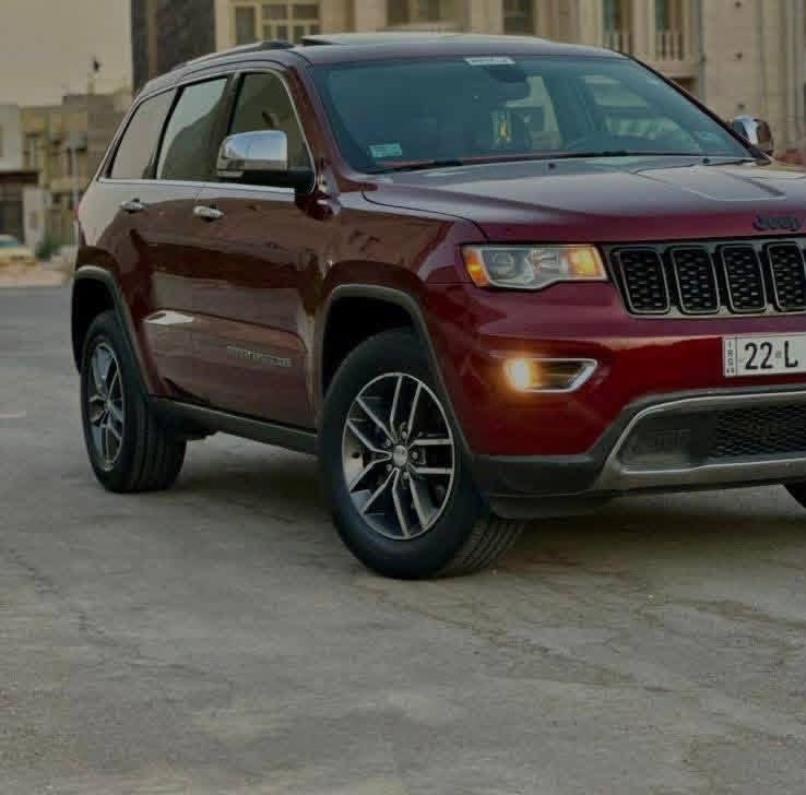 🚘 للبيع أو المراوس حسب القناعة 🔥

JEEP GRAND CHEROKEE LAREDO

🇺🇸 وارد أمريكي | موديل 2017

✨ المواصفات:
• سلايد فول
• بصمة تشغيل
• كشنات كهرباء
• رادار نقطة عمياء + تحديد مسار
• قطعتين تبريد
• لايت زينون عالي / ناصي
• شاشة + كامرة دوارة
• ماشية 70 ألف كم فقط
• تخم تاير جديد 🛞

🔹 رقم بغداد الجديد
🔹 هزّة وفحص جديد
🔹 البيع بسمي
🔹 حادثة بيدن سطحي
🔹 السيارة بحالة جيدة وجاهزة للاستخدام

📍 مكان السيارة: بعقوبة – ديالى

📞 للاستفسار والتواصل:
***********

🔥 للجادين فقط، البيع أو المراوس حسب القناعة.
