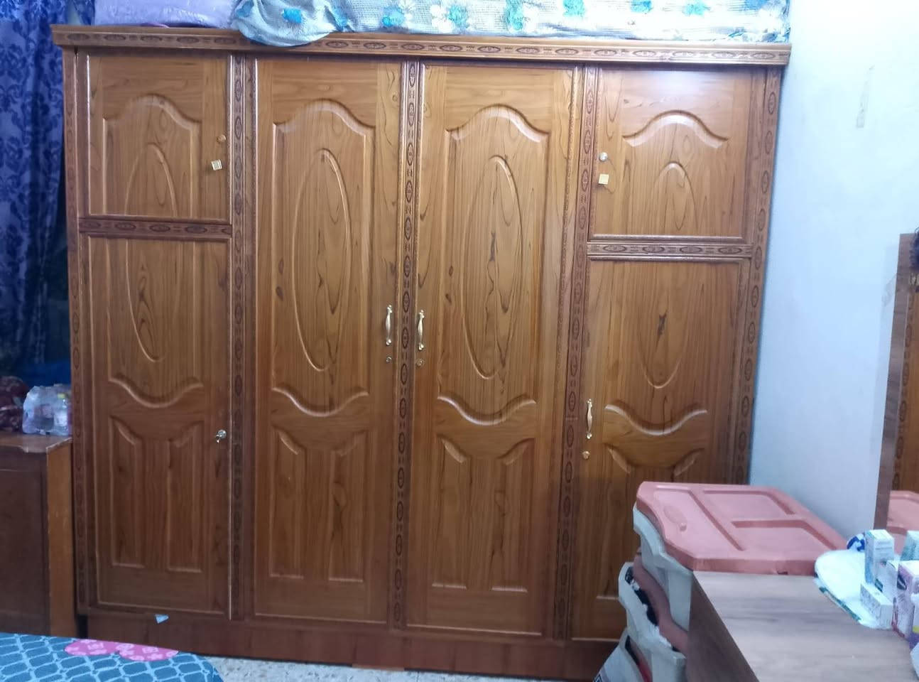 سلام عليكم كنتور للبيع وياه جربايه صوميه عراقيه دوشك اسفنج ظغط ميز مرايه كومديات 2 السعر خاص الشراي يتصل بلرقم ويدلل مستعجل على بيعته مكان بغداد البياع *********** وتساب موجود
