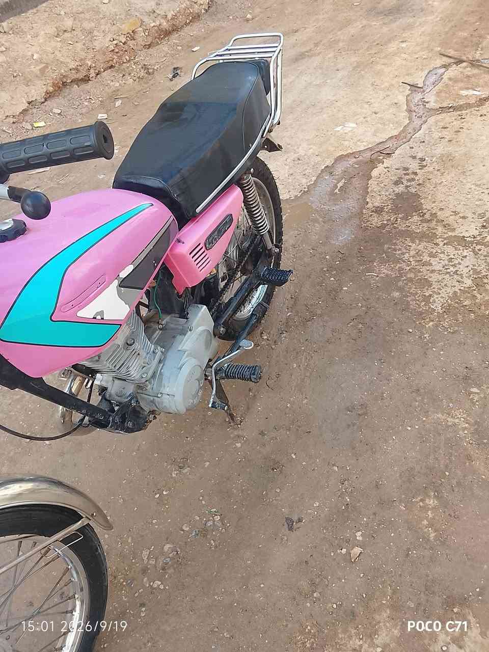 السلام عليكم درجه للبيع اربعه كير الدرجه مفتوحه بس والفات والفاته 01 و الدرجه حلوه ونضيفه سعره 350 وبيه مجال مكان كربلاء طوريج الرجيبه  وهذه رقمي ***********

نص مكتوب في الصور:
- 15:01 2026/9/19 POCO C71