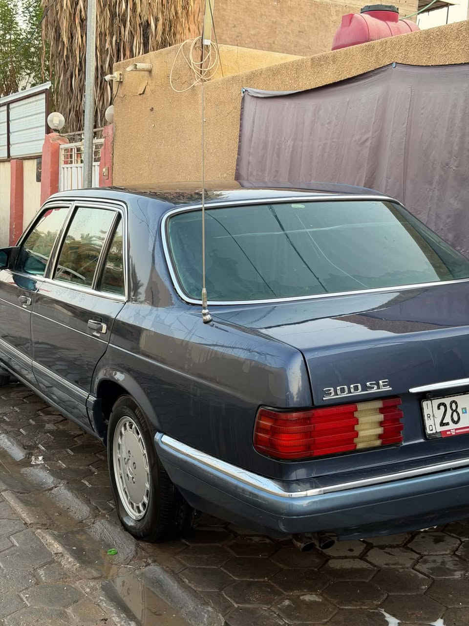 للبيع او مراوس مارسدس جامبو رائسي موديل 1986 حجم 300 مكينه بلاديه بيهه براص ابيع كايمه مصبوغه جماليه السياره مال جناي رقم نكليزي كامله نضافه السياره كبالك سعرهه 45 وبيهه مجال
*********** مكاني نجف لاشرف
للبيع او مراوس مارسدس جامبو رائسي موديل 1986 حجم 300 مكينه بلاديه بيهه براص ابيع كايمه مصبوغه جماليه السياره مال جناي رقم نكليزي كامله نضافه السياره كبالك سعرهه 45 وبيهه مجال
