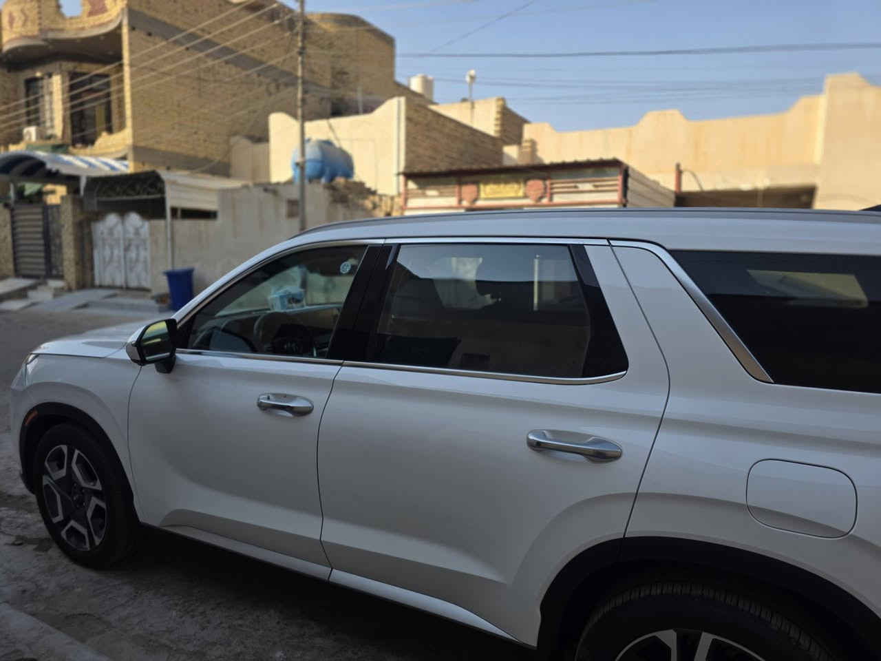 هونداي بالسيد 2025 🚘
2025 Hyundai Palisade, Sel Premium

🚘 مرقم ميسان شهداء 🚘  مواصفات 1/1

📃 اليكم التفاصيل الآتية 👇🏻

🚘 وارد امريكي حادث جاملغ فقط 

🚘 اخت الزيرو ماشيه 4الاف

🚘 موديل 2025

⚙ حجم المحرك  3.8

🔑 مفتاح التشغيل بصمة 

🔑 تشغيل عن بعد 

🪟  فتحة سقف

🚗 فتح الصندوق كهرباء 

🚗 دفع رباعي AWD

‼ اريل نفكيتر 

📍حساسات أمامية 

📍حساسات خلفية 

💡لايت زينون + LED  

🔦 بك لايت LED 

🚘 دخول بصمة ذكي 

🛞 حساسات ضغط الاطارات 

✨ اشارة في المرايا الجانبية 

🚗 كير بيانو

🚗 هاند بريك كهرباء 

🚗 ا ABS 

🖥 دشبول شاشة ديجيتال 

🖥 شاشة Apple Car play 

📷 كاميرا دوارة 

📷 4 كاميرات 360°

💡الانارة الداخلية LED 

⭕ مقود جلد حياكة  

⭕ شفتات مقود 

🛣 مثبت السرعة Cruise 

🎶 المودات والاوامر الصوتية 

🔋شاحن هاتف Wireless 

⚡مخرج منفذ الطاقة 

🔍فحص نظام السيارة 

💺المقاعد جلد 

💺حركة المقاعد  كهرباء 

💺تدفئة وتبريد المقاعد الأمامية  

💺تدفئة وتبريد المقاعد الخلفيه

💺الذاكرة ميموري بمقعد السائق 

❄ تبريد شاشة لمس مناخين منفصلين 

❄ 3 قطع تبريد 

🚘 أوضاع القيادة Drive Mode 

🚘 أوتو هولد Auto Hold 

⛷ نظام مانع الانزلاق 

⛰ نظام نزول المنحدرات 

🥤حاملات الأكواب 

🪟 بردات أبواب خلفية 

لاستفسارتكم يرجى الاتصال على الأرقام :

***********

السعر{300} ورقه @إشارة
