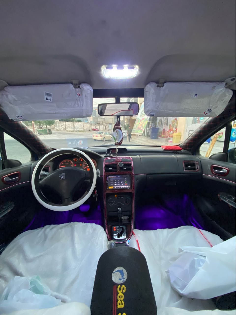 بيجو ٣٠٧ 
موديل ٢٠٠٥
اوتوماتيك 
تبريد
كامل جوانكاري بو كراوه 
بي ده عم 
سه نه وي ئه سلي بغداد
نرخي ٣٨ گه لا
ناونيشان سليماني 
***********
*********** السليمانية, العراق

