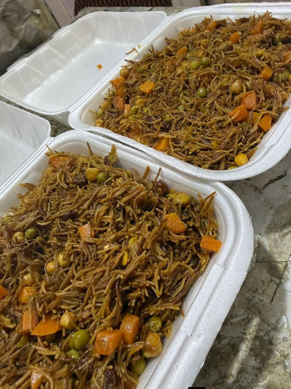 مستعدون لتجهيز الأكلات المنزليه 🌹😍
طبخ بيت متعوب عليه كادر نسائي مميز 🌹 
كلشي يجيكم مثل ماتردون طبخ كامل والطعم رائع الي يحب يحجز يثبت الحجز قبل يوم او يومين نستخدم لحم عراقي خالص والدجاج كذالك 
توجد خدمة توصيل مركز الناصريه الحجز واتساب او الصفحه الرئيسيه وتدللون ***********
مأكولات بركات ام البنين  في خدمتكم 🌹 
ارفعوا المنشور على حب محمد وال محمد 🙏
