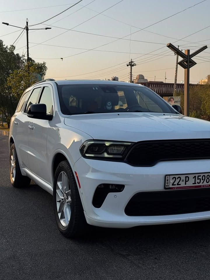 (دودج دورنكو ) 🇺🇸
فول مواصفات 1/1
 GT PLUS 2023 بلاص 

دخول جديد 🚩
حجم المحرك : V6 (3.6L)
اللون: ابيض

السيارة : كفالة عامة( كلين تايتل استيراد خاص )

المواصفات فول 1/1✅

فتحة سقف
تشغيل عن بعد
مقعد السائق خزن 
رادار امامي ( تثبيت مسار مع مانع تصادم )
رادار جانبي ( نقطة عمياء )
ماسحات تشتغل اوتوماتيك مع المطر
تبريد خلفي مركزي 
سيبايه سقف مع عبارات 
مانع تصادم خلفي 
كامرة خلفية دواره
كشنات تدفئةوتبريد
ويل كب حجم 20 كروم
ستيرن رياضي على شكل حرف D مع تدفئة 
كشنات تحكم كهرباء 
دشبول وبطاين الابواب كاربون فايبر

شفتات ستيرن
دخول ذكي بصمة ابواب
صندوك كهربائي 
حساسات خلفية 
مراة جانبية هيتر 
وضعيات قيادة سبورت وايكو
شاشة ابل كار بلي واندرويد اوتو 
اوتو ستارت ستوب 
تشغيل عن بعد 
لايتات زينون وكالة
بلوجكتر زينون
بصمة ابواب 
تبريد 3 قطع مركزي
فتحات كزوز مزدوجة

***********
متواجد وتساب فقط
السعر 360$
