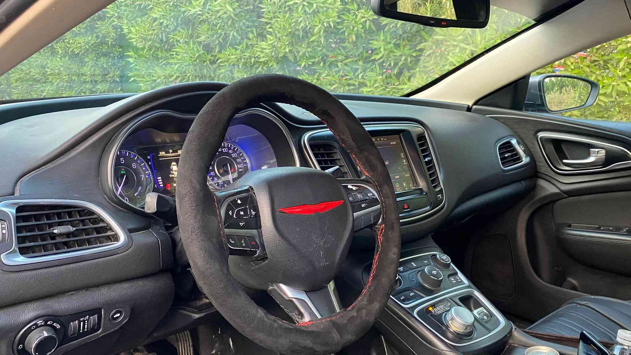 ...﷽ ...
Chrysler..C200
الموديل :- 2016 :

المحرك :- 4سلندر/2400

المواصفات فول 

:- بصمة
:- سلايد 
:- كامرة خلفيه
:شاشة جبير 
سايد بريك بصمه
:- لايتات زينون وباقي المواصفات المعروفه 
السيارة جاهزة وبشرط الكير والمحرك والحدادية والكهربائيات 
السعر:88$ورقة وبيها مجال بسيط 
بيها 5قطع صبغ صبغ الحادث موجوده صور الحادث ب المنشور هم 
العنوان :بغداد :
للاستفسار اتصل :-   ***********

نص مكتوب في الصور:
- carsbidshistory.com
- 1. Lot: 21829038 9:58 Full check this VIN! Remove VIN carsbidshistory.com