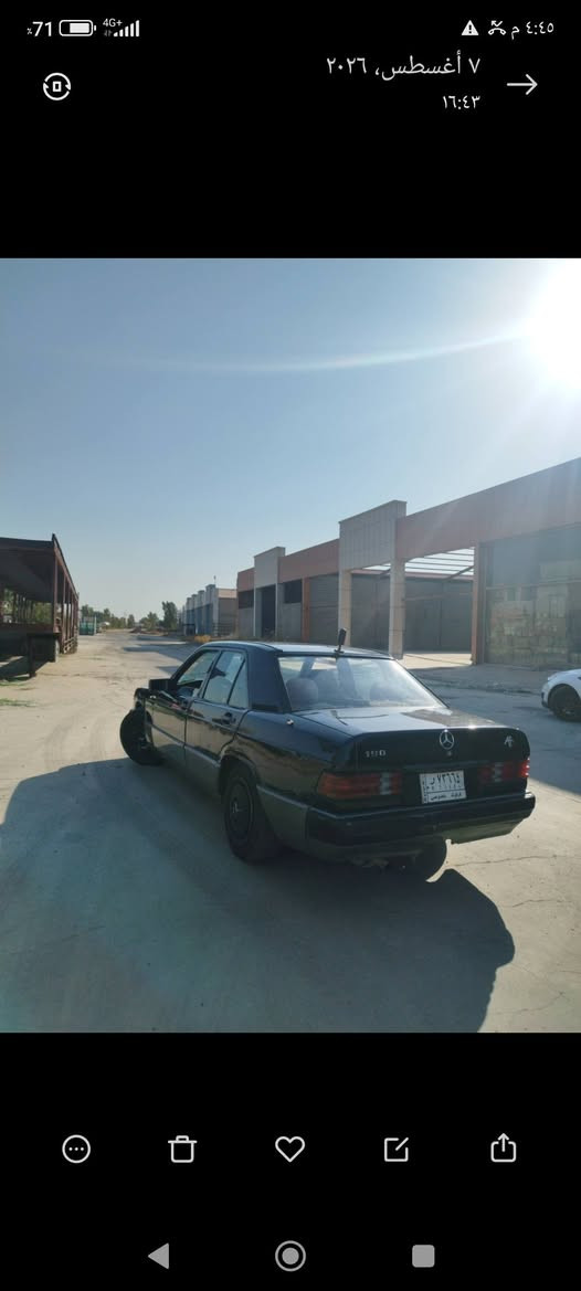 السلام عليكم 

مارسدس 190 طيارين 
موديل 91 سنوية ب 28 ينتهي ويا كبون بانزين
مكينة ونجي و كير اوتماتيك 
 مكينة و  كير شرط
 سيارة بيها فد قطعة   جاملخ امامي شي بسيط
 ما بيها لا شاصي و لا خياس 
قاعدة دبلات سليمة و تايرت 4 جدد 
و شرط تبريد و تدفئة 
و سقف سلايد و تحكم كشن كهربائي  و قفل مركزي

34 و بيها مجال بسيط 

*********** كركوك, العراق
