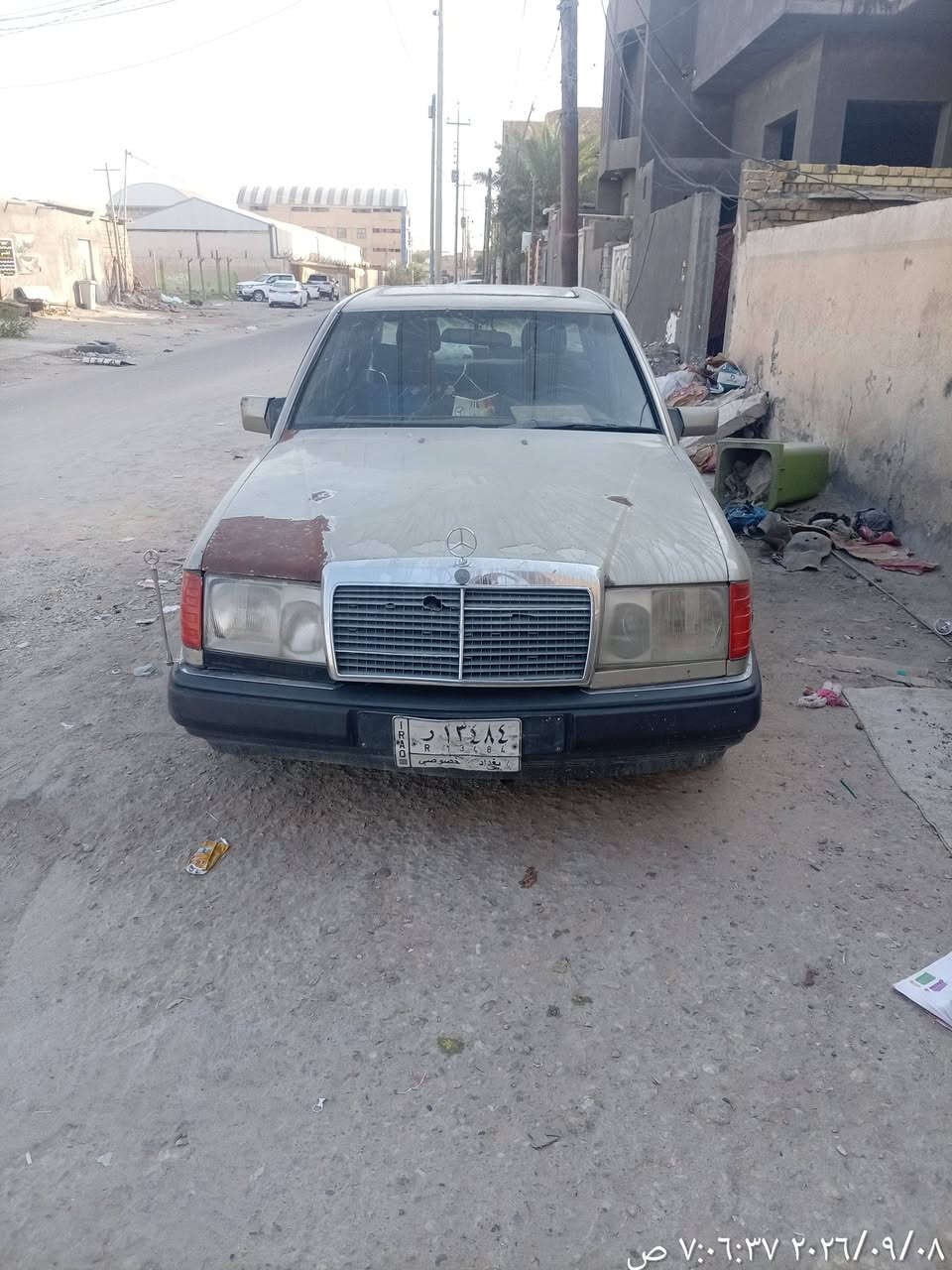 سلام عليكم من رحصت مدير الكروب المحترم 
دب موديل 1990  بغداد مشروع وطني
سنويه ماصاقطه سنتر لوك كهربائيات كله شغاله
مكينه كير جداده
نقص تنته
قواعد الدبل مصلحه 
دوشنه جديده 
تلبيسه كشن
السعر 25 اوبيه مجال مكاني ناصريه مركز
ابو رظا  (***********)  بيه واساب
