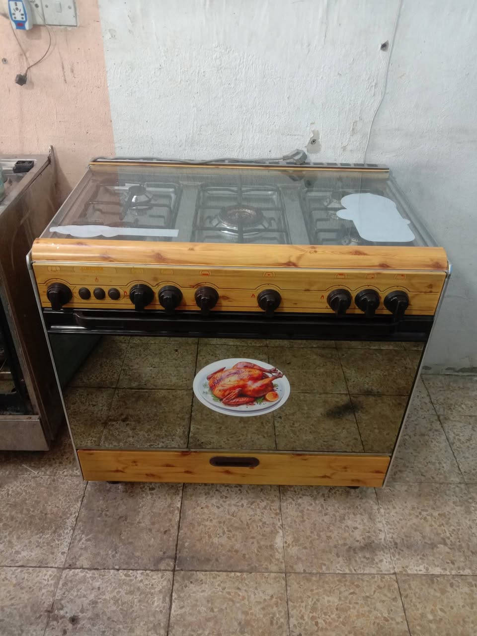 طباخ عشتار • مستخدم شهر • فرن شغال