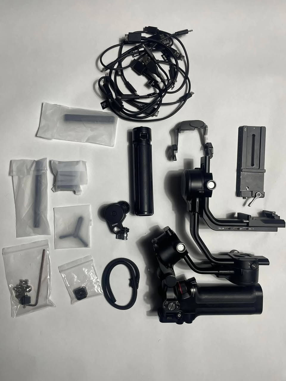 رونن DJI rsc2pro combo
كلشي موجود ومصور 
للتواصل *********** بي واتساب

خلي سعرك واذا عجبني ابيع
