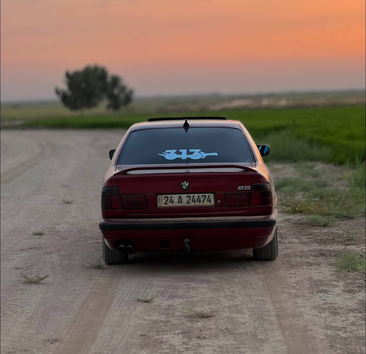 🍒BMW 525
موديل 1991  

كير ومحرك شرط كير اوتو

محرك مسكر 

صدر امامي خلفي جديد

تخم تاير جديد 

داخل ملكي رصاصي

سياره مصبوغه بس جمالي 

سيارة نصبتهه بعد احلى من الصور

رقم شمالي دولي  شرط التحويل 

السعر 60$ وبيها مجال  

العنوان ديالى 

الاستفسار ***********
