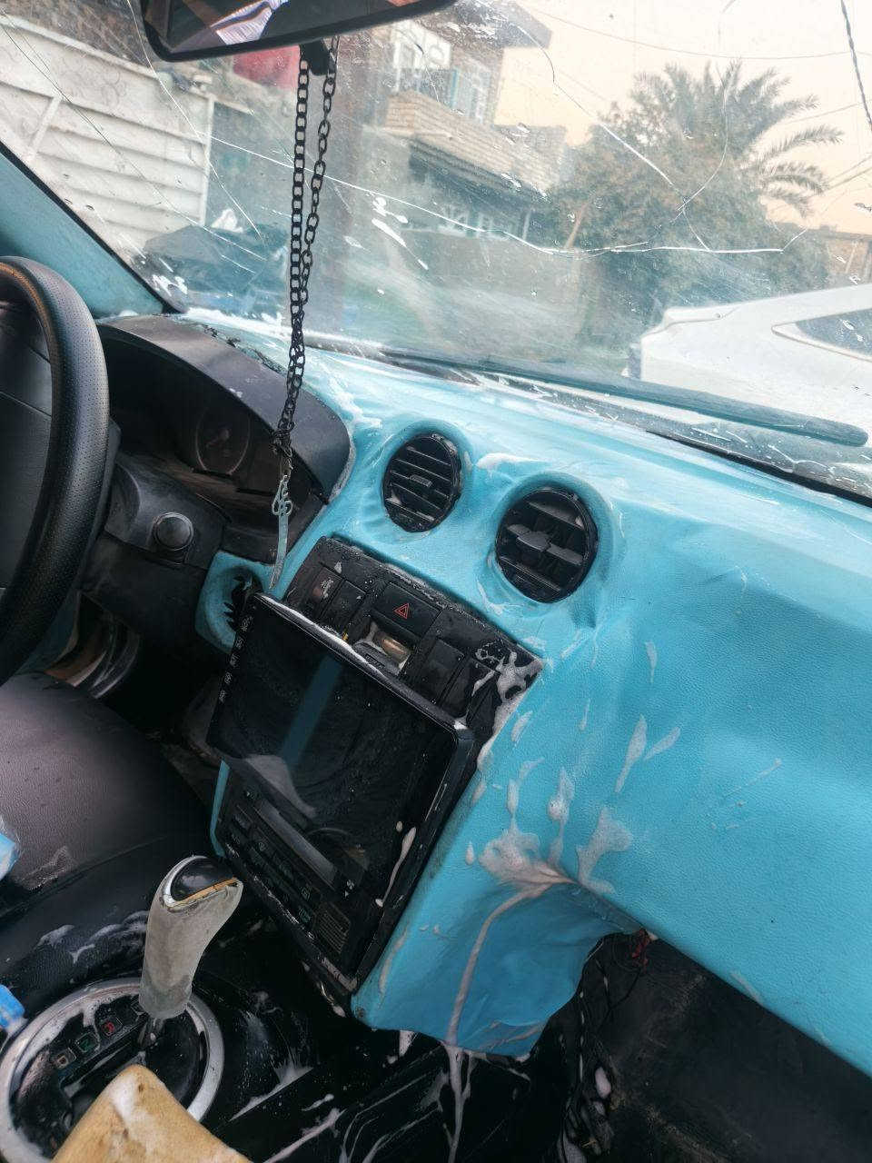 السلام عليكم
سيارة موديل  ٢٠٠٦ جنزز كوبية باسمي كير ومكينة كفالة 
سيارة حلوة ينراد الها ترتيب بسيط مكنها بغداد جسر المثنى سعر البيع ٤٥ وبيها مجال مراوس ترهم بس اربع ابواب السيارة الي اريدها
رقمي واتساب بي ***********سبب البيع لان تك باب بس سيارة خير من الله عملية وشبابية وقطع محدودة منها بالعراق 
وشكرٱ
