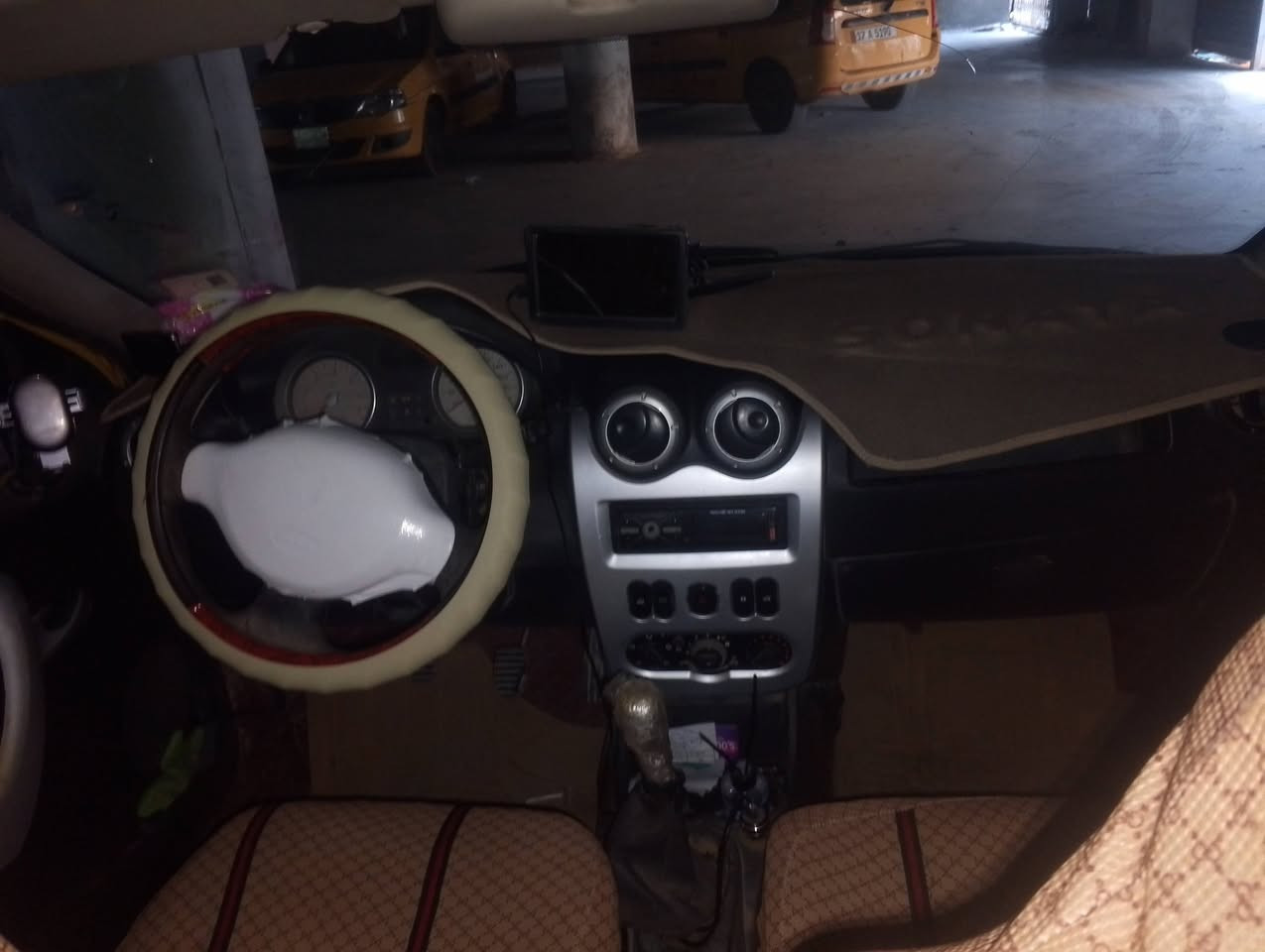رينو لوكان سبعة راكب السعر 39 *********** لتفاصيل أكثر الاتصال على الرقم
