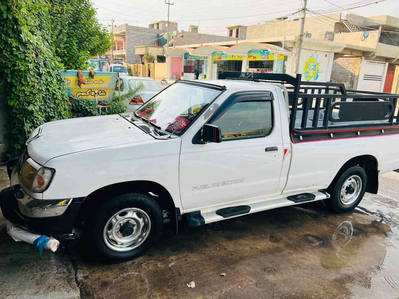 پیکاب نیسان 2001 تەپریدو پاوەر  یەک پارجەی ڕەشە سەنەوی بەسەر جوە گێڕومەکینە بەشەرت بۆزانیاری نرخ پەیوەندی بکەن بەم ژمارەوە ***********
