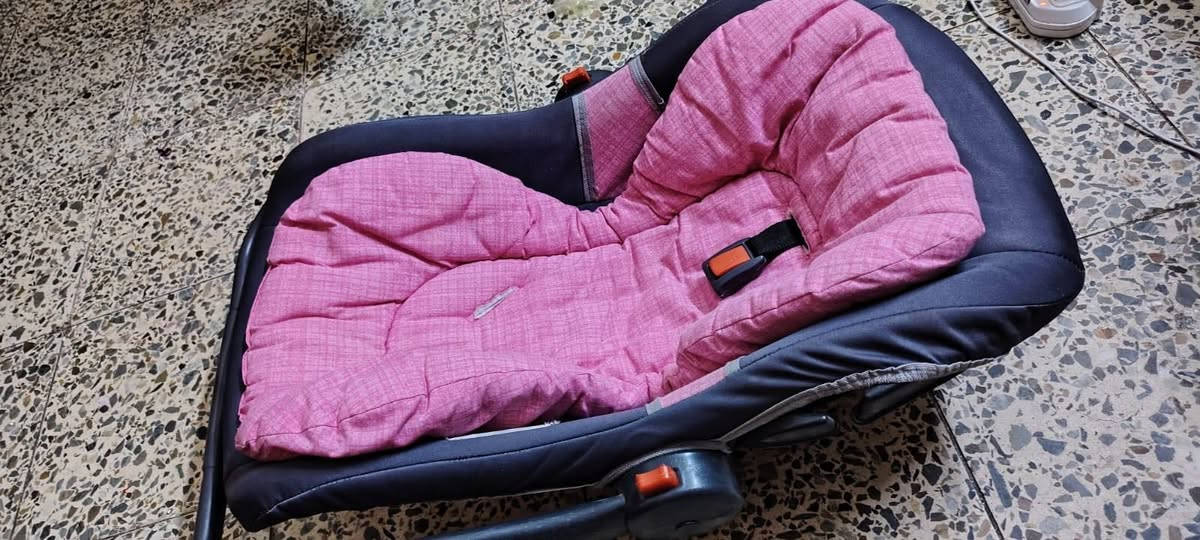 كرسي سيارة طفل
جربايه
حماله عدد 2
عربانه
السعر كلهن 30 الف بدون عمله
العنوان بغداد ساحة الأندلس شارع النظال
الرقم *********** واتس
