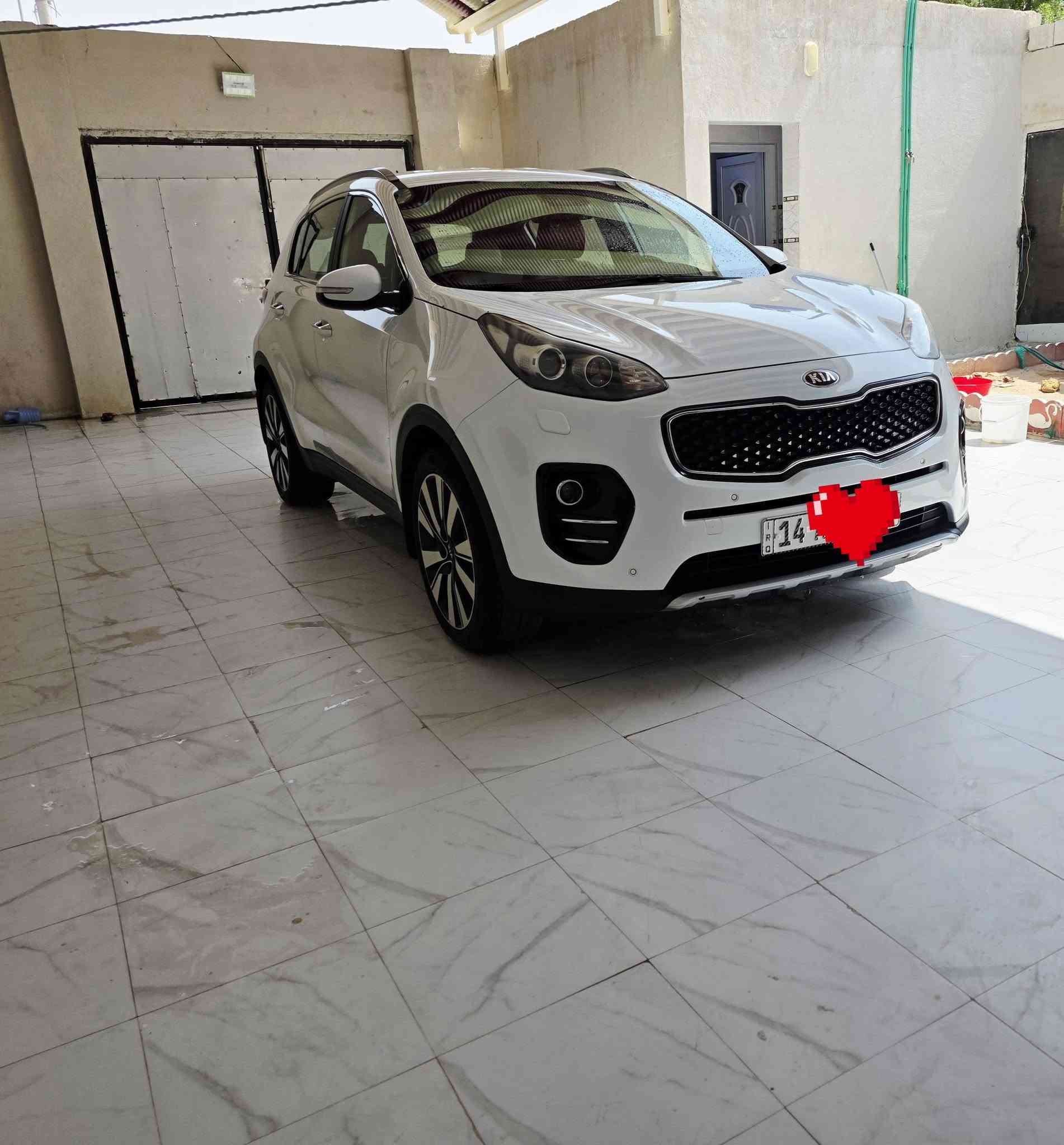 سلام عليكم اخواني الأعزاء..
للبيع: كيا سبورتج موديل 2018 🚘
​السيارة جديدة بمعنى الكلمة وأخت الشركة، مال بيت ومكفولة من كلشي:
​الموديل: 2018
​العداد (المشي): 5,000 كم فقط (بحال الزيرو)
​المواصفات: فول مواصفات (عدا البصمة والفتحة)
​الكفالة: مكفولة من الضربة والصبغ بشرط الفحص
​الرقم والسنوية: رقم بصرة الدولي، والسنوية مجددة لغاية 2031
​الوضع العام: جاهزة من كلشي وما تحتاج عليك ولا دينار، دق سلف وتوكل على الله.
​💰 السعر: 168 ورقة (وبي مجال للشراي الجاد)
📌 المعاينة: البصرة
📞 للتواصل والاستفسار: ***********
