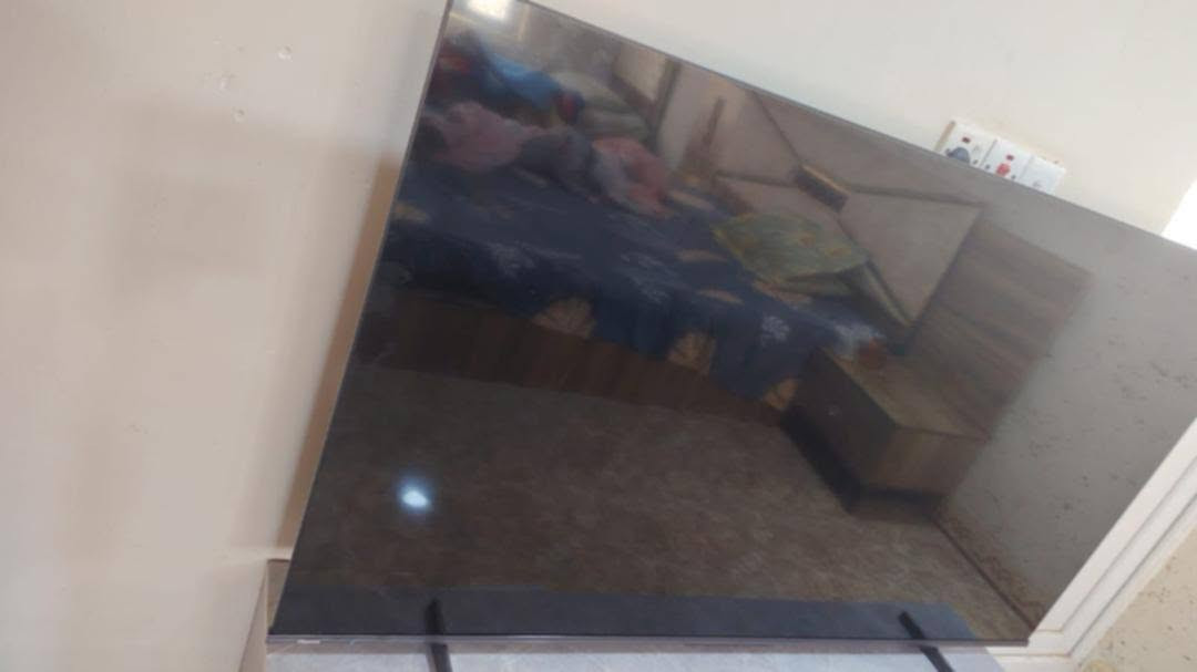 بلازمه حجم 65هايسنز بريطاني مابي كل عيب 550

نص مكتوب في الصور:
- Hisense 144Hz QLED TV
- 65"
- 144Hz
- QLED
- 240 Motion Rate
- هايستس
- شاشة هايسنس - 65 انش - - 4K - QLED - 144 هيرتز - فيدا - Q71Q - أسود
- رمز المنتج: 65Q71Q-686b9d9c022a1c003d6d2025
- اضافة تقييمك
- 5.0 (1 تقييم)
- 1,350,000 د.ع
- 14% خصم
- 1,160,000 د.ع
- الحساب
- سلة التسوق
- التصنيفات
- الرئيسية