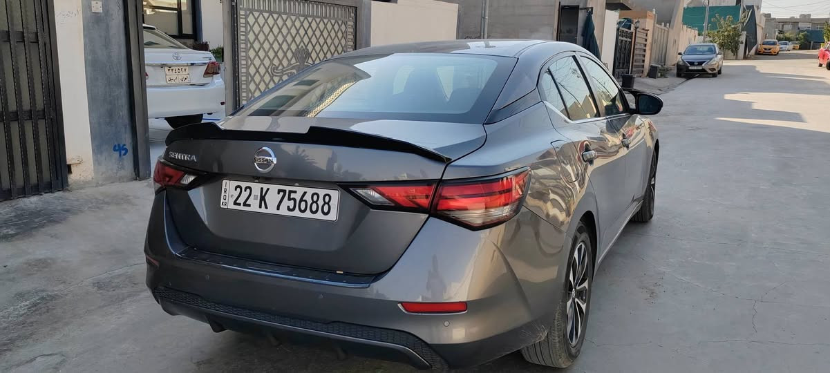 سەنترا2021 دوو پارچە بۆنیت و چاملغ  ناو  بەطانەی گۆڕاوە رەقم تازە هەولێرە دەفتەری بەنزینی هەیە مەکینە و گێر بە شەرت مەسرەفی تێ نییە 
115 وەرەقە مەجال هەیە 
***********
