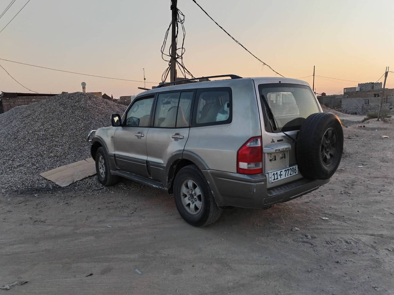باجيرو ٢٠٠٤
رقم بغداد دولي
مكينه وگير بلادي
تبريد فول
كهربائيان كله شغال
حداديه جديده
تخم تاير جديد ياباني
سنويه لل ٢٩
مكان السياره المثنى
رقم الهاتف ***********
