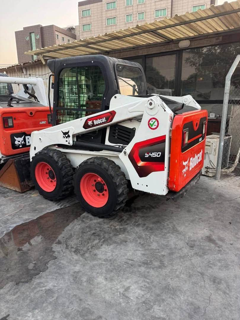 🚜🔥 بوبكات S450 للبيع – فرصة مميزة
🔹 الموديل: 2017
🔹 أصلي
🔹 الشفل مكفول
🔹 كفالة عامة
🔹 حالة ممتازة وجاهز للعمل

💰 السعر: 225 ورقة

📍 الموقع: أربيل – كردستان العراق

📲 واتساب: ***********

🔥 للجادين فقط، أهلاً وسهلاً بالجميع
