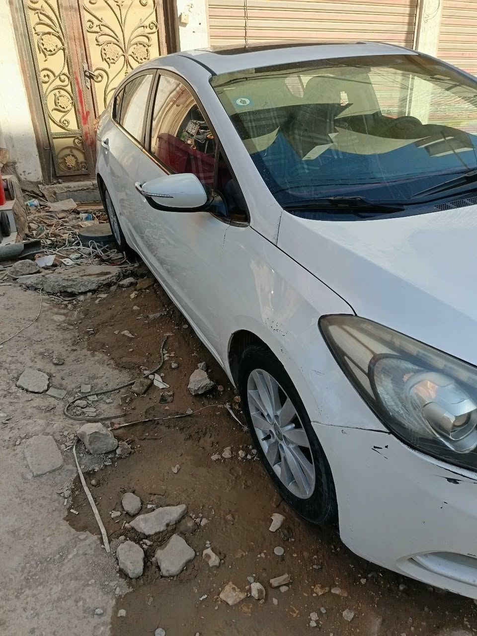 سلام عليكم سيراتو خليجي فول مواصفات فتحه بصمه كير محرك خير من الله فول مواصفات السعر ١٠٦ رقم قادسيه انكليزي اتصال ***********
