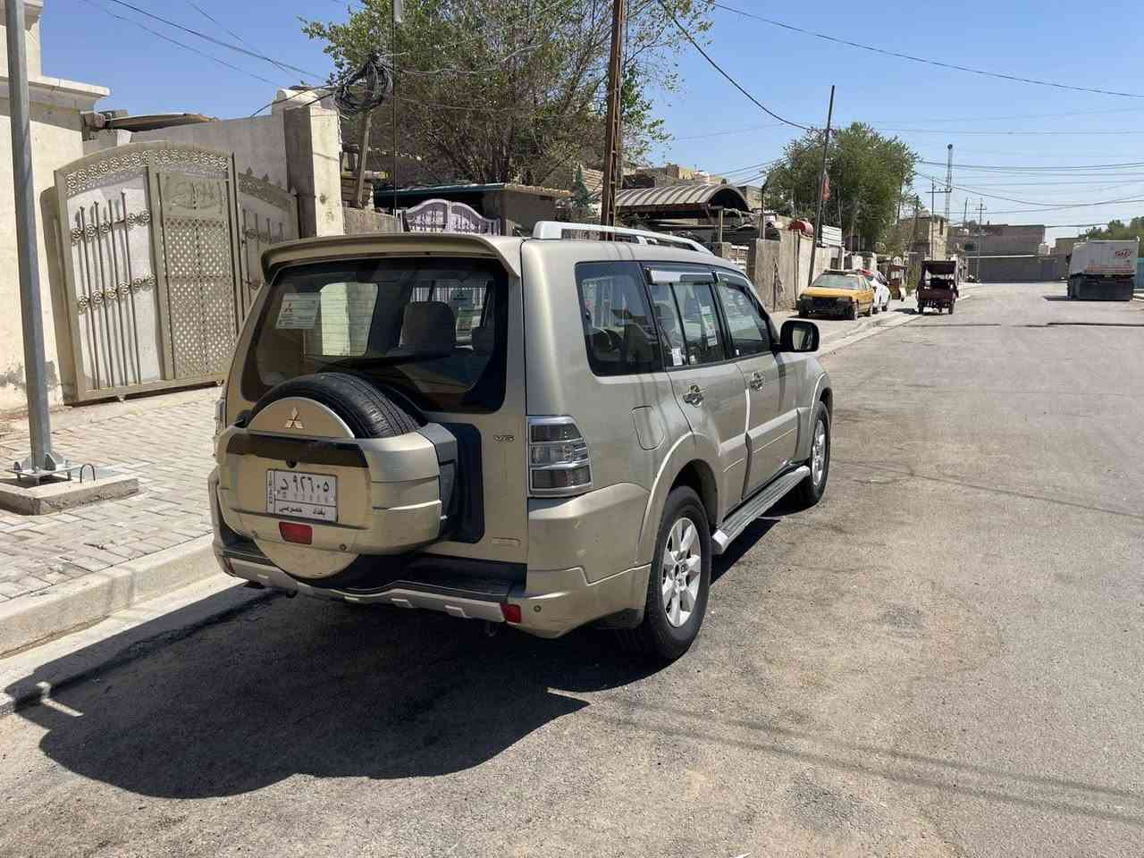 السلام عليكم باجيرو حبتور 2010 مكينه 3500 المرغوبه كير ومكينه لاصرف ولا بخار صدر تايرات تبريد كله جديد حبتور فول مواصفات 1/1 فتحه دمامات كشن جلد كشن كهرباء 7 راكب 3 قطع تبريد حساسات مري شفط تحكمات 3 جهات حاكيه السياره بيها صبغ 4 قطع اثر جراد بدون حادث ولا دواخل صور سونار بل منشورجاهزه من كلشي مكانها بغداد السعر 103 وبيها مجال ***********
