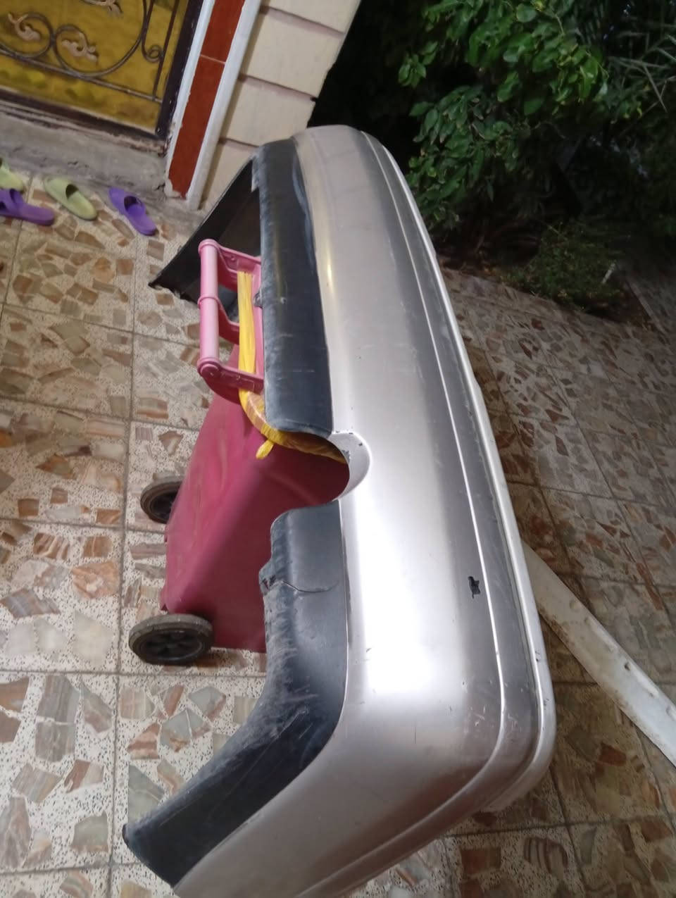 السلام عليكم
دعامية بطة منفصل بيه ملاحظات بسيطه وواضحه بالفيديو كامله هي ورواسطه والفلينه 
سعره 50 الف للاستفسار ***********
مكاني نجف حي القادسيه
