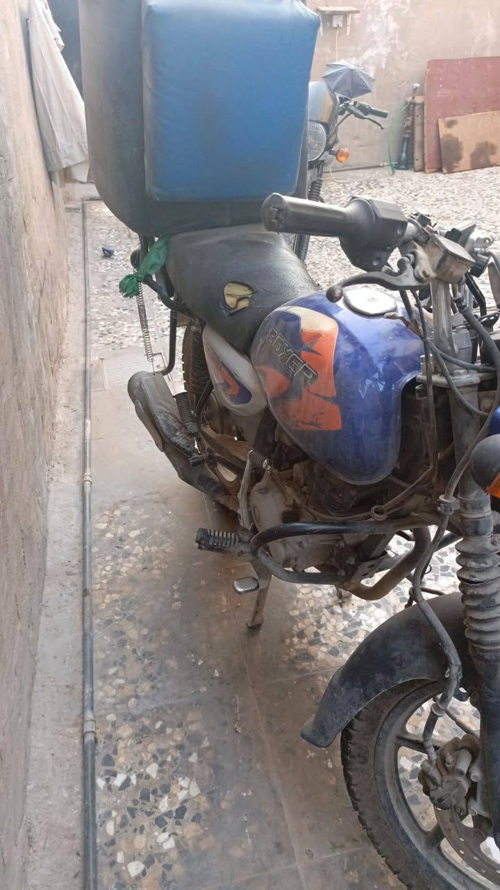 الدراجه لبيع موديل 23
بيها بدايه تبخير السعر 1600
مرقم ديونيه رقم وسنويه بيها

***********
