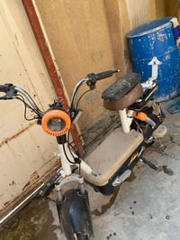 متروك • كهربايات معطلة • ما يشتغل