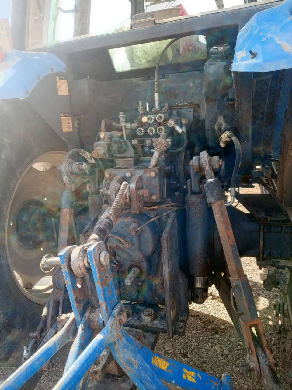 السلام عليكم مكينه لانديني موديل 2010 حجم 145 جاهزة للعمل الجاملغات الاماميه موجودة الاتصال على الرقم ***********
