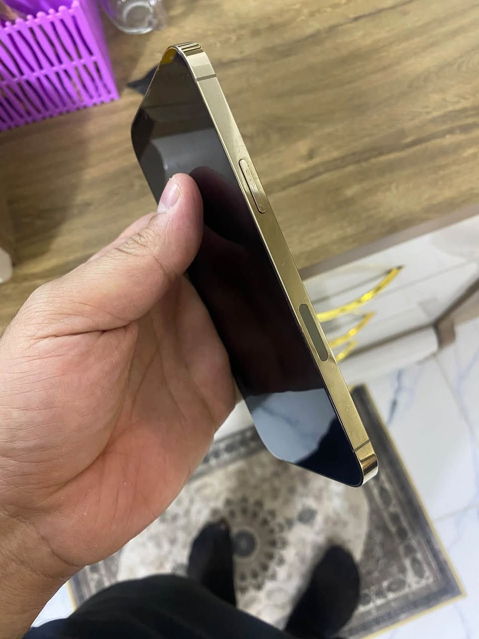 13 برو ماكس الذاكره256 البطاريه 89 السعر 650 وبي مجال بسيط رقمي ***********

نص مكتوب في الصور:
- ٧:٢٩
- حول
- الاسم
- إصدار iOS
- اسم الطراز
- رقم الطراز
- الرقم التسلسلي
- الأغاني
- الفيديوهات
- الصور
- السعة
- متوفرة
- عنوان Wi-Fi
- Bluetooth
- البرنامج الثابت للمودم
- < iPhone
- < 26.6.2
- iPhone 13 Pro Max
- MLEP3LL/A
- XLWFNKOH6V
- ٢٥٦ غ.ب.
- ٢٣٨,٤٧ غ.ب.
- 28:EA:2D:74:02:A0
- 28:EA:2D:7D:8B:0B
- 5.51.03
- حالة البطارية والشحن
- كما هو الحال مع البطاريات القابلة لإعادة الشحن، بطارية الهاتف قابلة للاستهلاك وتصبح أقل فاعلية مع الوقت. معرفة المزيد...
- ٨٩٪
- الحد الأقصى للقدرة
- هذا قياس لقدرة البطارية مقارنة بقدرتها عندما كانت جديدة. قد تتسبب القدرة المنخفضة بتقليل ساعات الاستخدام بين عملية الشحن والأخرى.
- أقصى قدرة للأداء
- ستساعد الأنظمة المضمنة في النظام والمكونات في تخفيف آثار الأداء التي قد تلاحظها أثناء التقدم الكيميائي في عمر بطارية iPhone.
- شحن البطارية المحسن
- للحد من استنزاف عمر البطارية، يتعلم الـ iPhone من عادات الشحن اليومية، بحيث ينتظر ولا يتجاوز ٨٠٪ حتى يحين موعد حاجتك إلى استخدامه.