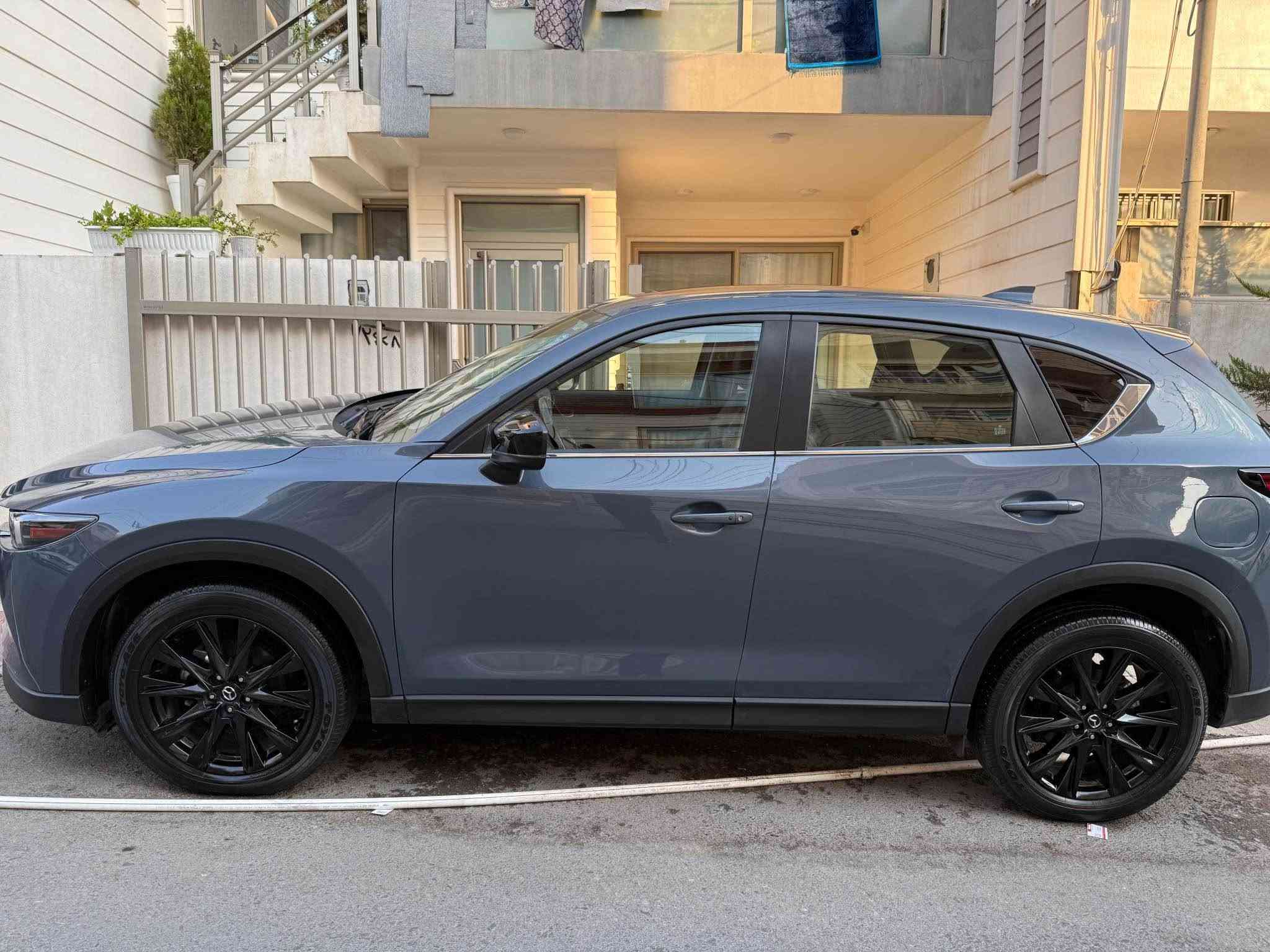 بەناوی خوای گەورە 

Mazda. CX5.  ٢٠٢٣

مواسەفاتی فوول.  ویل ڕەش و ئاوێنە رەش بیلادی
ڕەنگە مەرخوبەکەی مازدا

ڕادار
شاشەو کامێرا 
کار پلەی
سلاید
دەبل ئەکسل ٤*٤
کامل تەحەکوماتی سەر سوکان 
کوشن جلد و هتەر
کوشن. خەزن 
زۆر موسەفاتی تر.   

سەیارەی مالەو هی مەعرەز  نیە.   ٢ پارچەی سنوقو چەمەلخ بۆیاخە.  پێشی کەپسە ئیرباگ هەمووی بەشەرت.   

کامل ڕادار و کارەبای ئیش ئەکا.  گێڕ مەکینە هەمووی بە شەرتی فەحس ٢١٥ گەڵا پێ دراوە ئیستا ئیشمان بە پارەیە.  ⭐️١٧٢ 💰گەڵا داوا ئەکەین و مەجال
 
سەنەوی و رەقمەی تازەیە بەیانی بیکە بە ناو خۆتەوە.   
سەیارەکە لە سلیمانیە.    جوابی مسسج نایەمەوە تیل بکە   *********** السليمانية, العراق
