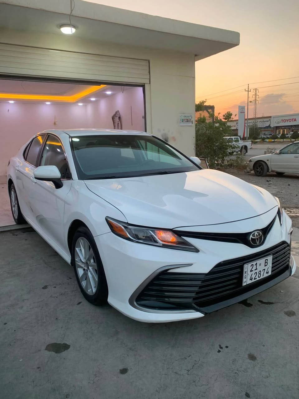 TOYOTA CAMRY 2022 LE 
سه ياره كه يه ك چه ملاخ بؤياخ بيناو گرتن بي ئيرباگ يه ك pdr بچوك هه يه باقي تر هه موو گيان به شه رت به ناوى خؤمه گيرو مه كينه كاره باي به شه رت نرخ ١٨٨$ مه جاليك كه م 
*********** 

Whatss app
4T1C11AK7NU625992 رانية, السليمانية
