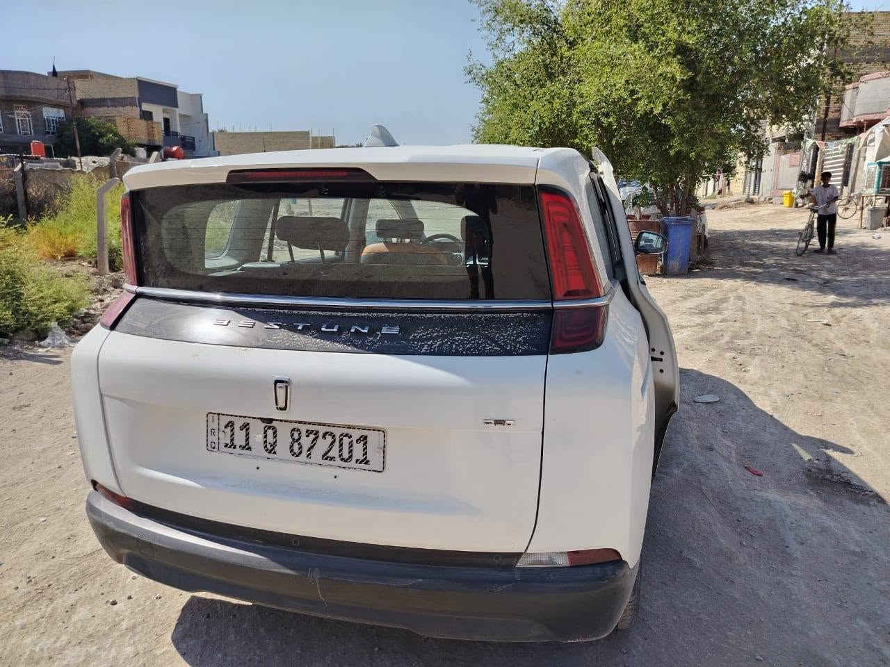 بستون e05 بضمان الشركه ماشيه 41 الف فقط شخطه دعاميه والباقي مكفوله من كل شي موديل 25
السعر 124
تواصل ***********
