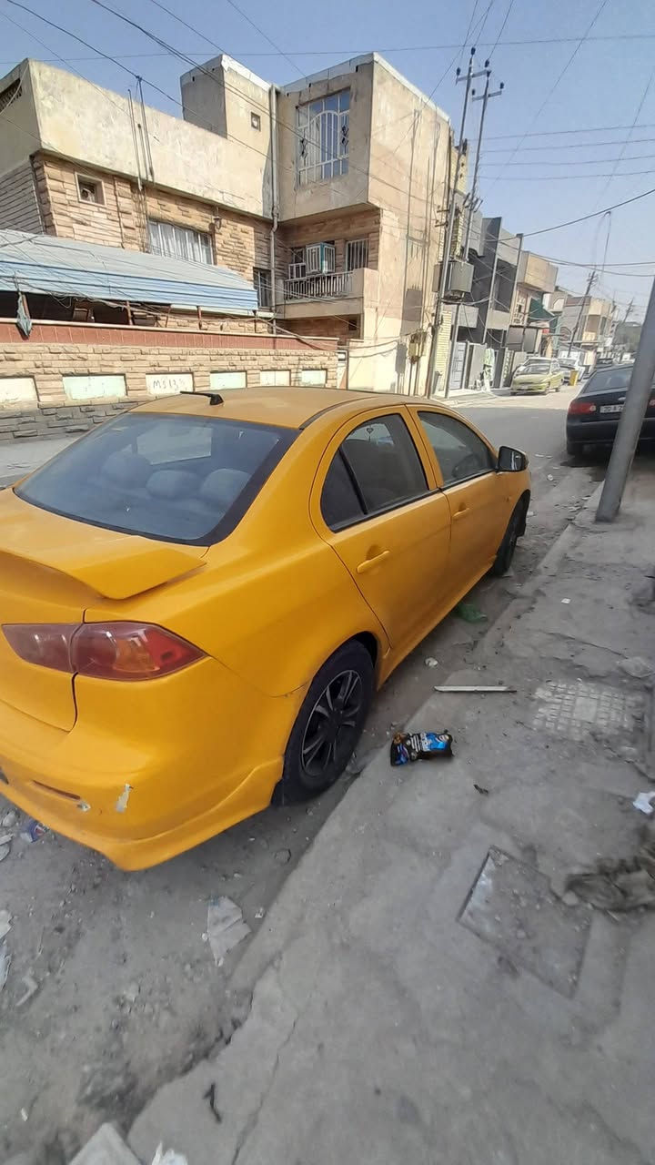 لانسر قرش لبيع موديل ٩ سياره جاهزه مكينه كير صدر تبريد جيديد سعر ٦٠ ورقه ***********
