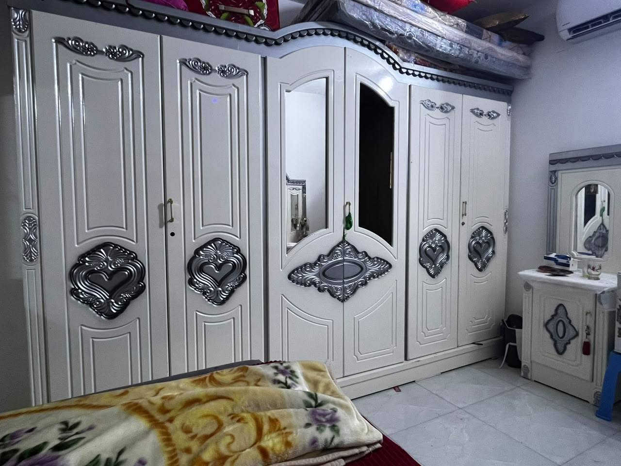 غرفه نوم • نضيفه • مستخدمه قليل