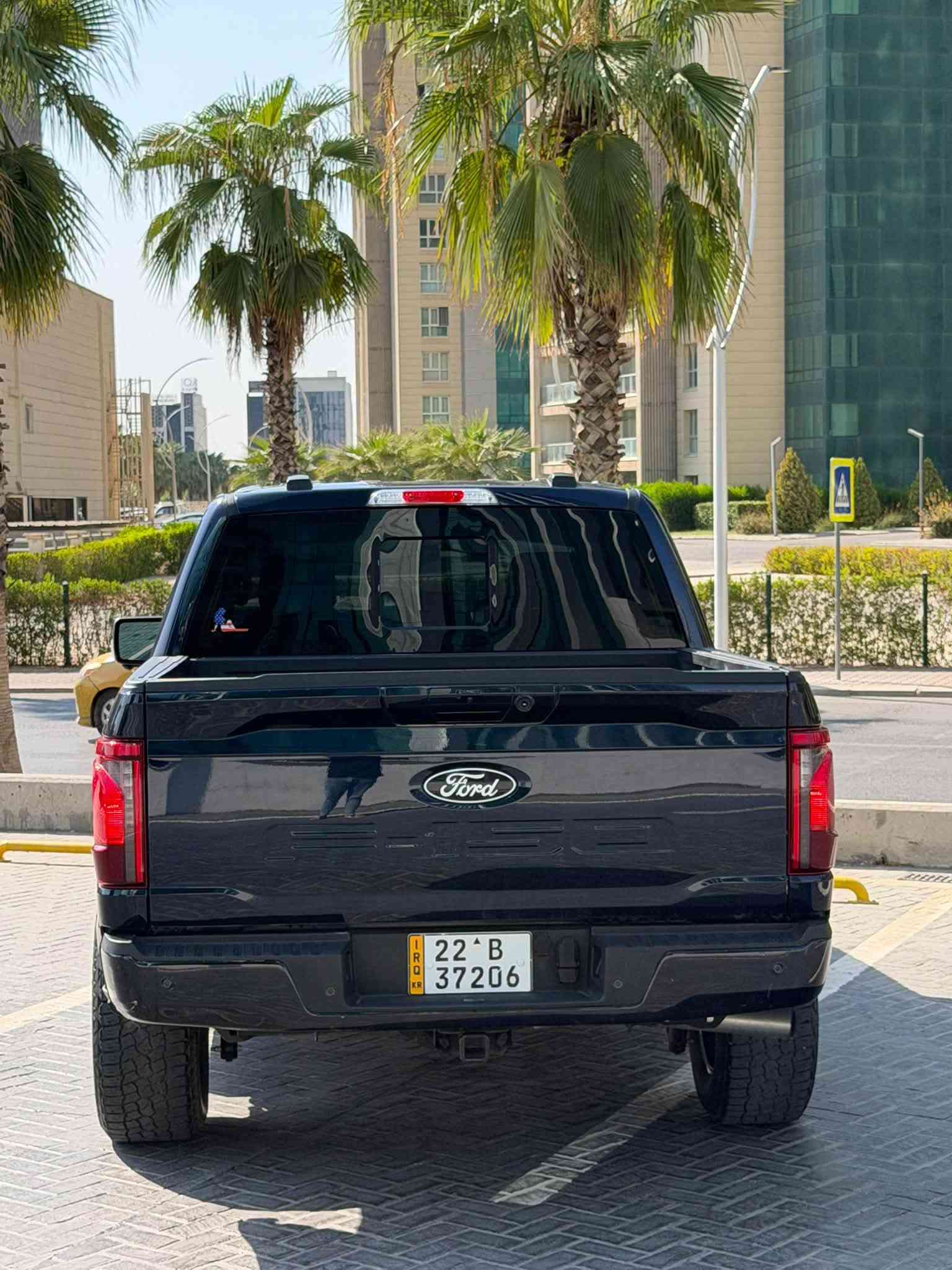 مواصفات خمس كامرات رادار امامي وجانبي
كير طرح ودبل اكسل حادثها جاملغ وباب ايرباك استرين مرجع سستم
مغلفه pbf وبيه باج تضليل 80%
ماشيه 21 الف
السعر 345$ وبيه ميجال بسيط
مكانه اربيل 
للستفسار
***********
