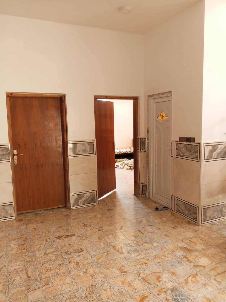 بيت للبيع للاستفسار الاتصال واتساب انى مكلفه بنشر
