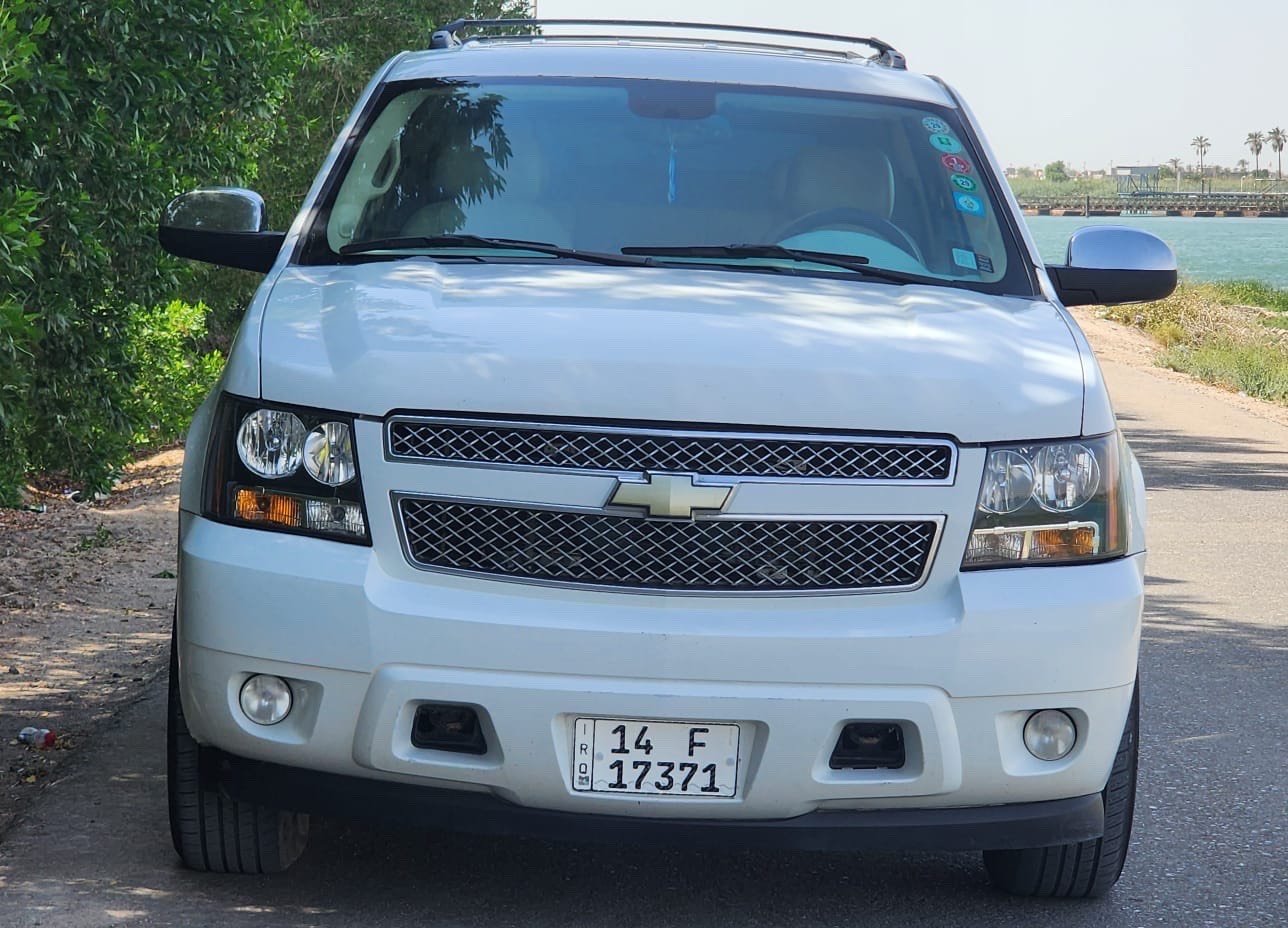 للبيع فقط:(بيع مستعجل) بدون مراوس
تاهو2009LTZ بتره فول مواصفات وارد خليجي
السياره (كفاله عامه)
رقم بصره دولي وهزه جديده تحول ثاني يوم
مكينه 5300 ما مفتوحه لا تنقيص ولا تبخير ولا بطاله
مكاني البصره الهارثه مفرق معمل الورق
ماشيه 152km الف حقيقي 
المواصفات:
.فور ويل
.7راكب
.داخل بيجي
.تشغيل عن بعد
.صندوق كهربائي
.فتحه صندوق كهربائي
.فتحه سقف
.كشنات تحكم كهربائي امامي خلفي
.تبريد كشنات
.تدفئه كشنات
.خزن كشنات
.تبريد 3 قطع 
.شاشه
.كامره
.حساس خلفي
.لايت زينون 
.اشاير بلمري داخليه
.مري كهربائي
.مري شفط
.ترحيب بلمري

السياره كلش جديده ومال بيت ما متعوبه اي كلوب بلعينه ما مشتغل كير مكينه تبريد حداده تخم تاير متصرف عليها شي
السعر:180 وبي مجال قليل 
رقم الهاتف:***********