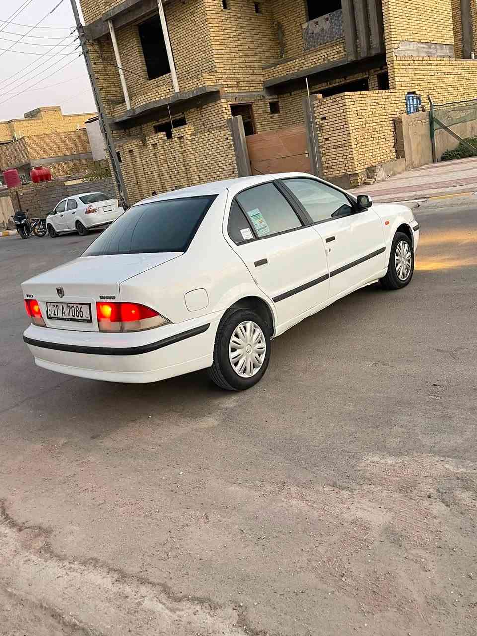 السلام عليكم 
سمند ٢٠١١ سنويه ل ٢٨ إنكليزي وهزه جديده تحويل مباشر 
سياره جاهزه مبدل جاملغ امامي 
مكينه كير تبريد ميكانيك ع وضع شركه 
شرط ترايك زيرو تبريد ثلج شرط 
كهربائيات عام شغاله حداديه وره وكدام جديد 
غرفته جديده كلش وسياره كلش نضيفه احلا من صور
ماتذب عليه ألف 
سعره ٤٢ 
*********** ت
مكان سياره وأبو سنويه بناصريه إسكان الصناعي
